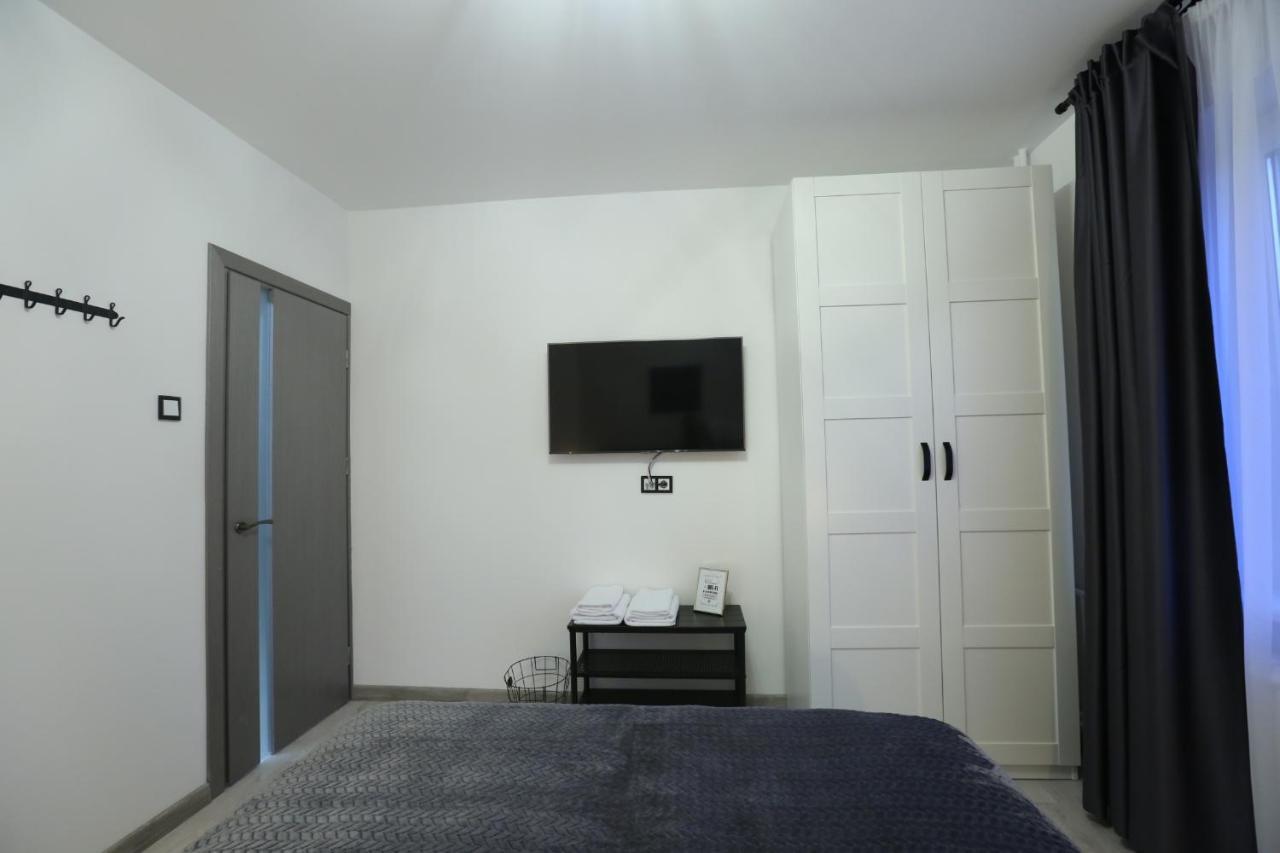 Comfy 2 Room Apartment - Free Parking - 350Mbps Wifi - Netflix Каунас Екстер'єр фото