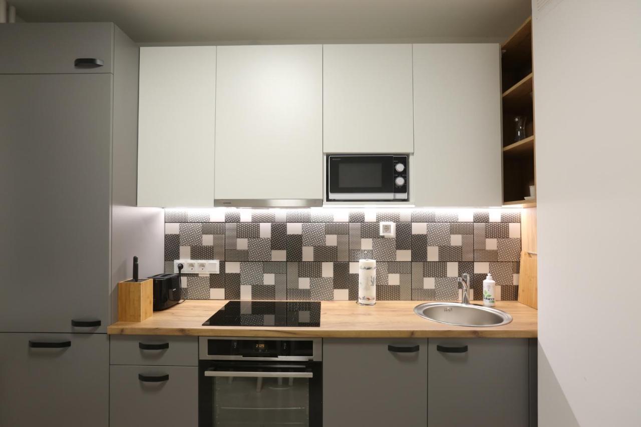 Comfy 2 Room Apartment - Free Parking - 350Mbps Wifi - Netflix Каунас Екстер'єр фото
